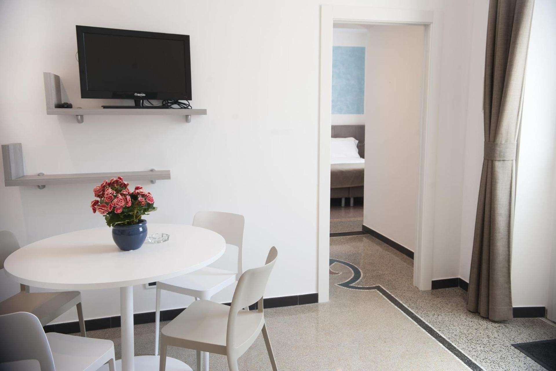 Hotel Villa Centa Varazze Buitenkant foto