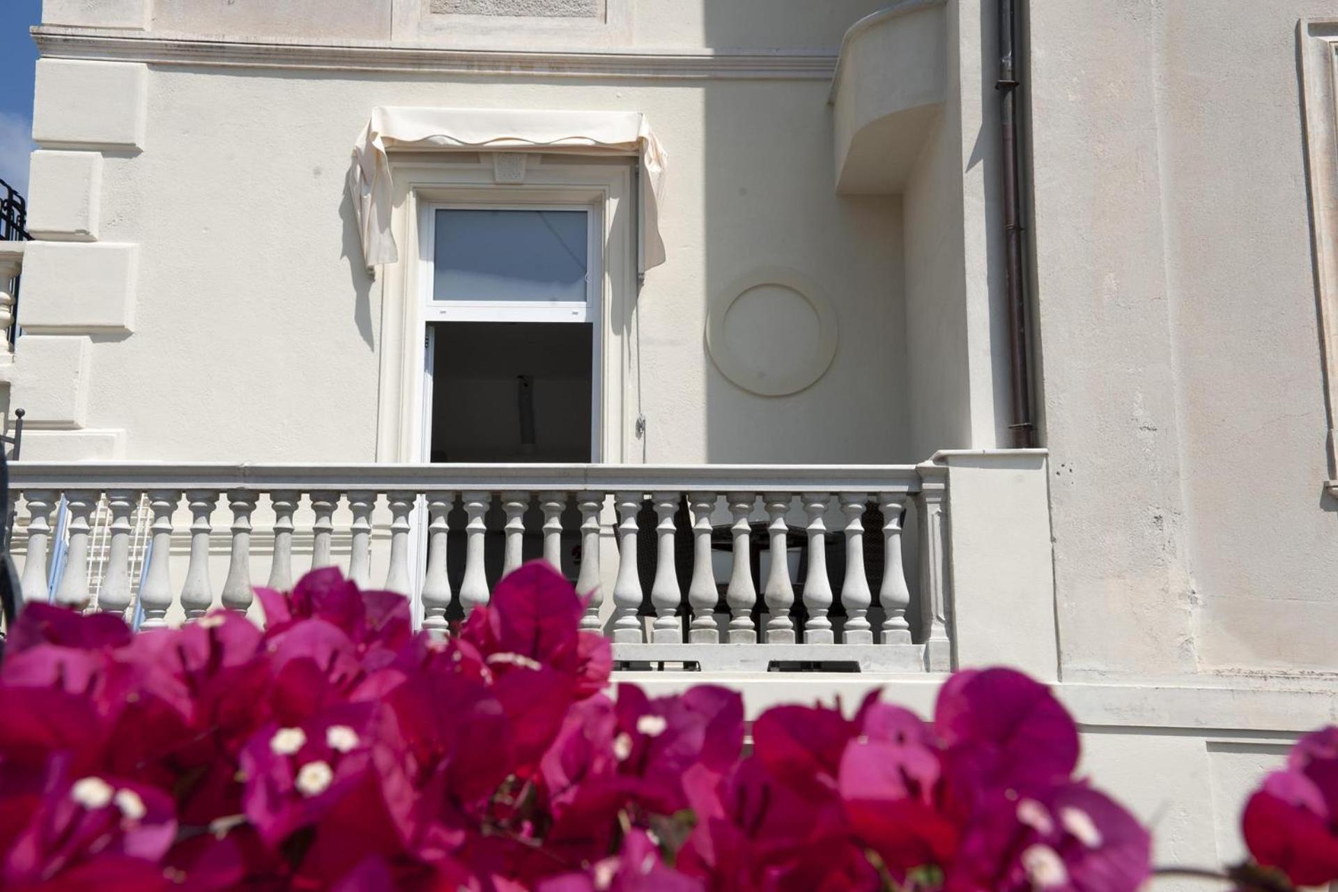 Hotel Villa Centa Varazze Buitenkant foto