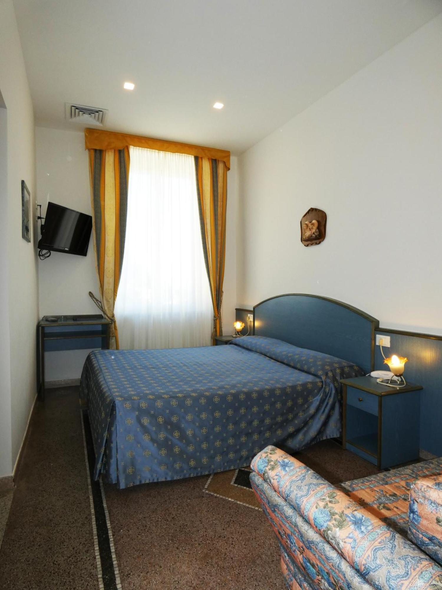 Hotel Villa Centa Varazze Kamer foto