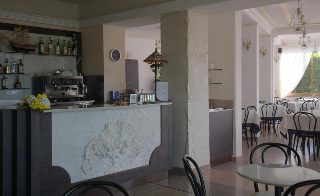 Hotel Villa Centa Varazze Buitenkant foto